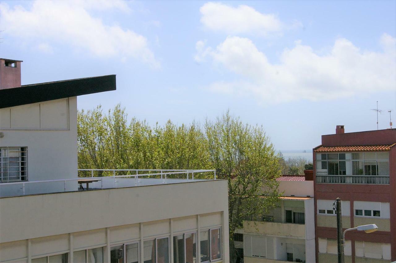 Blue Apartment Parede Beach House Ngoại thất bức ảnh