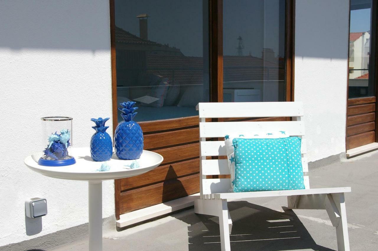 Blue Apartment Parede Beach House Ngoại thất bức ảnh